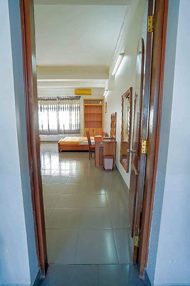 Hoa Binh 2 Hotel