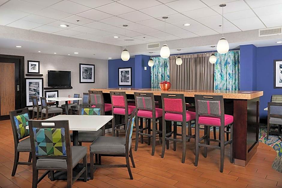 Hampton Inn By Hilton Niagara Falls