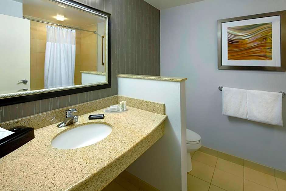 Courtyard by Marriott Dayton-University of Dayton