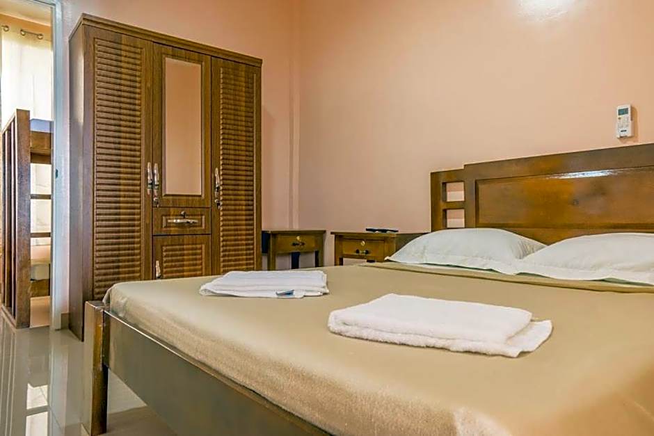 Kellocks' Seaview Apartelle