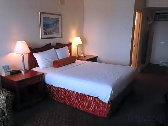 Knights Inn Lethbridge