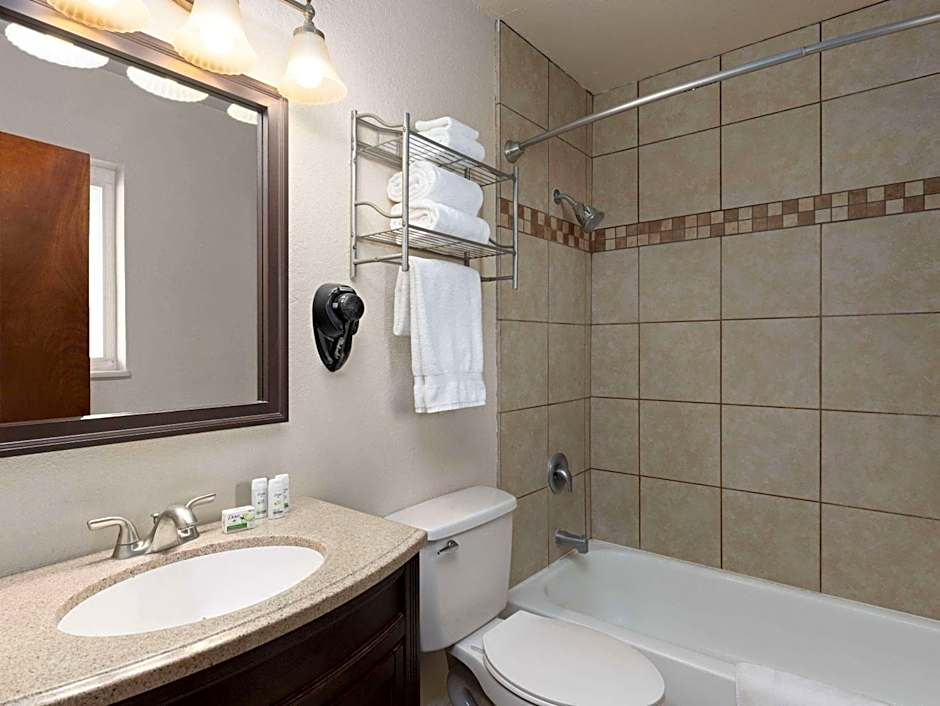 Ramada by Wyndham Elko Hotel at Stockmen's Casino