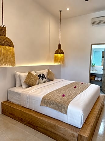White Coconut Resort