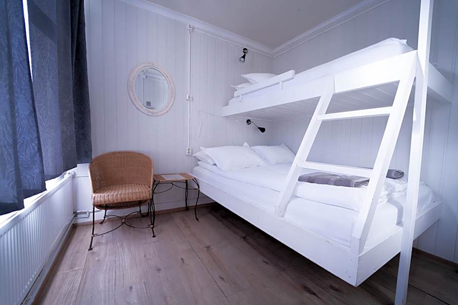 1908 Hostel by Tröll