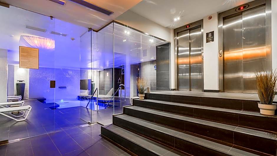 GRUMS HOTEL & SPA