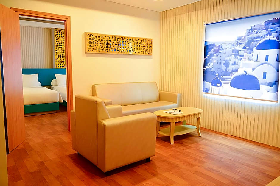 Front One Budget Malang