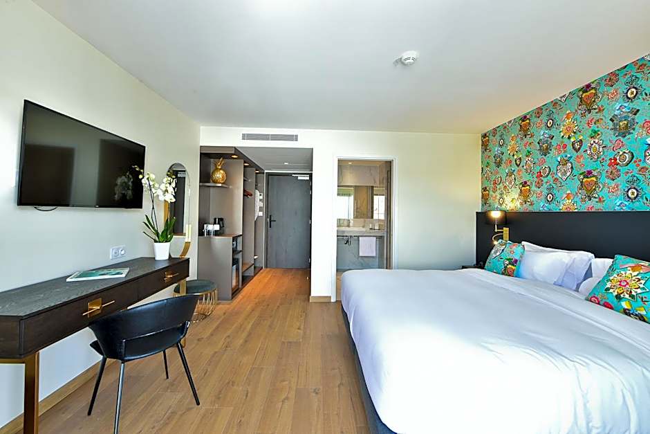 Hôtel La Villa Port d'Antibes & Spa