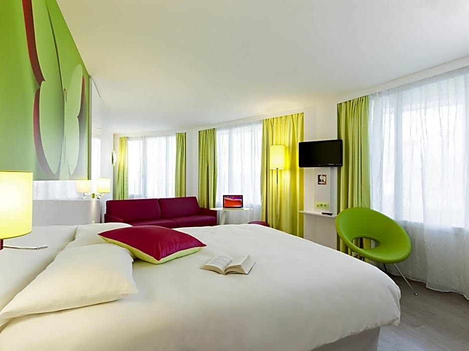 ibis Styles Bordeaux Saint Medard
