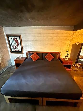 Canova Hostel & Pizza