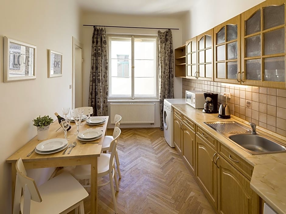 Old Town - Templova Apartments