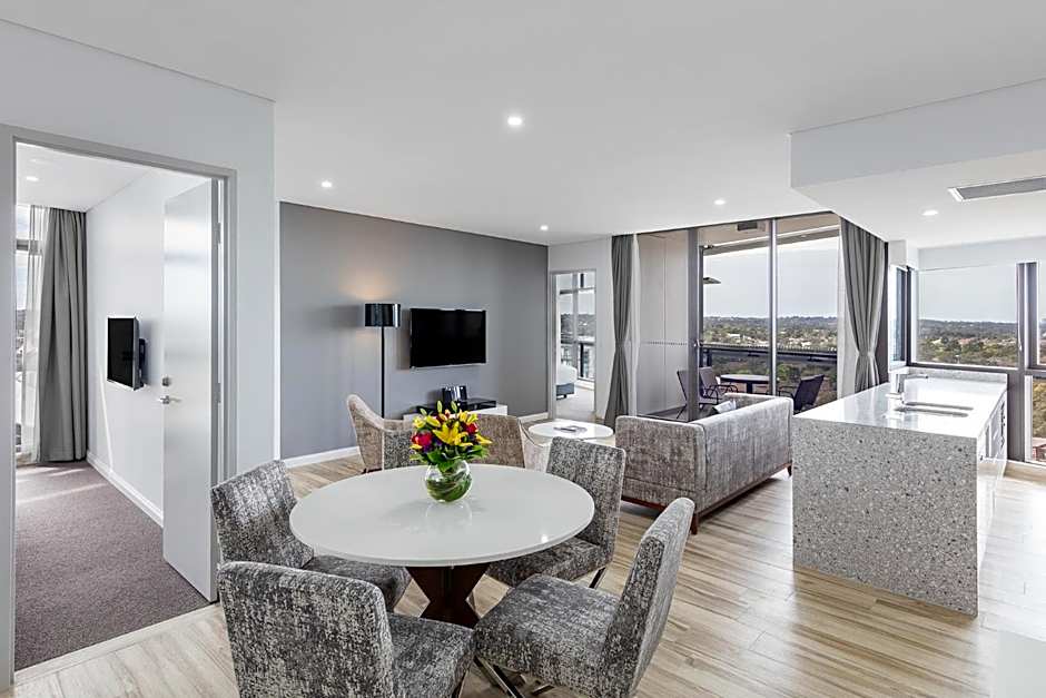 Meriton Suites Church Street, Parramatta
