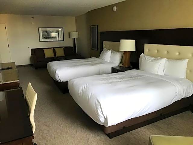 DoubleTree by Hilton Washington DC – Crystal City