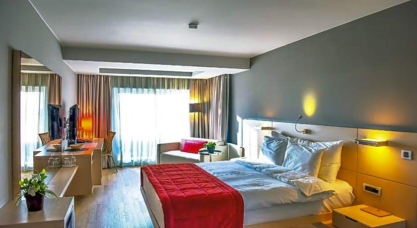 Denizatı Plus Hotel