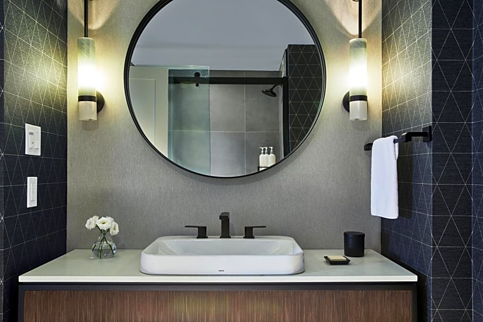 Kimpton Marlowe, an IHG Hotel