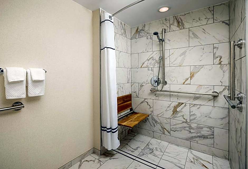 Embassy Suites Hotel Atlanta-Buckhead