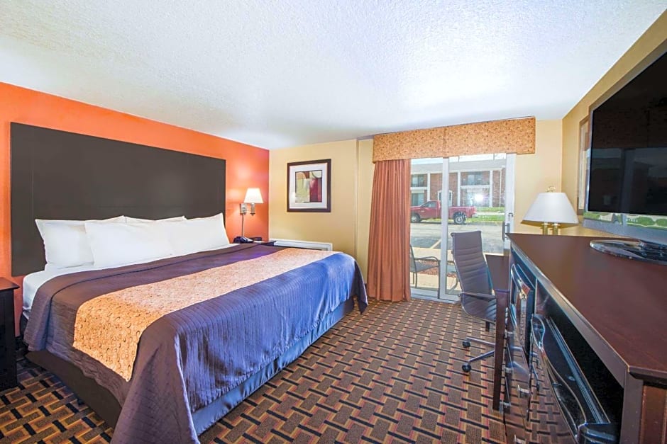 Days Inn by Wyndham Joplin
