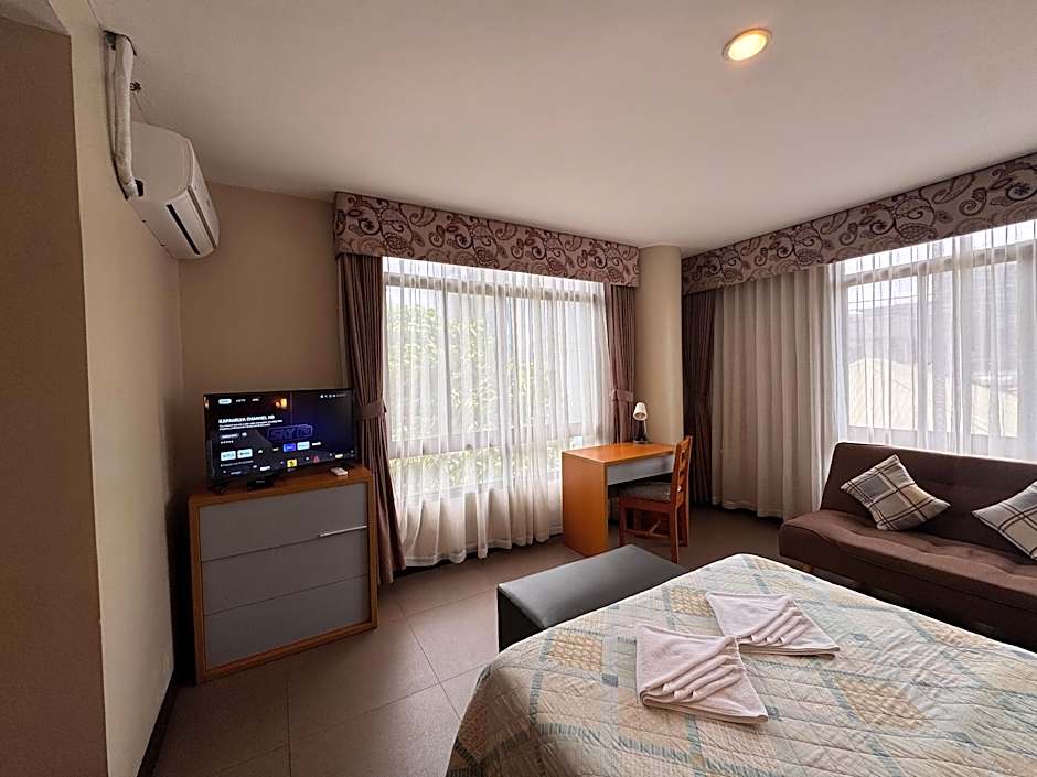 [ACTIVE] Fuente Oro Business Suites