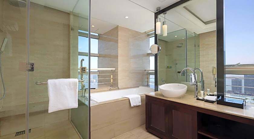 Qingdao Grand New Century Hotel