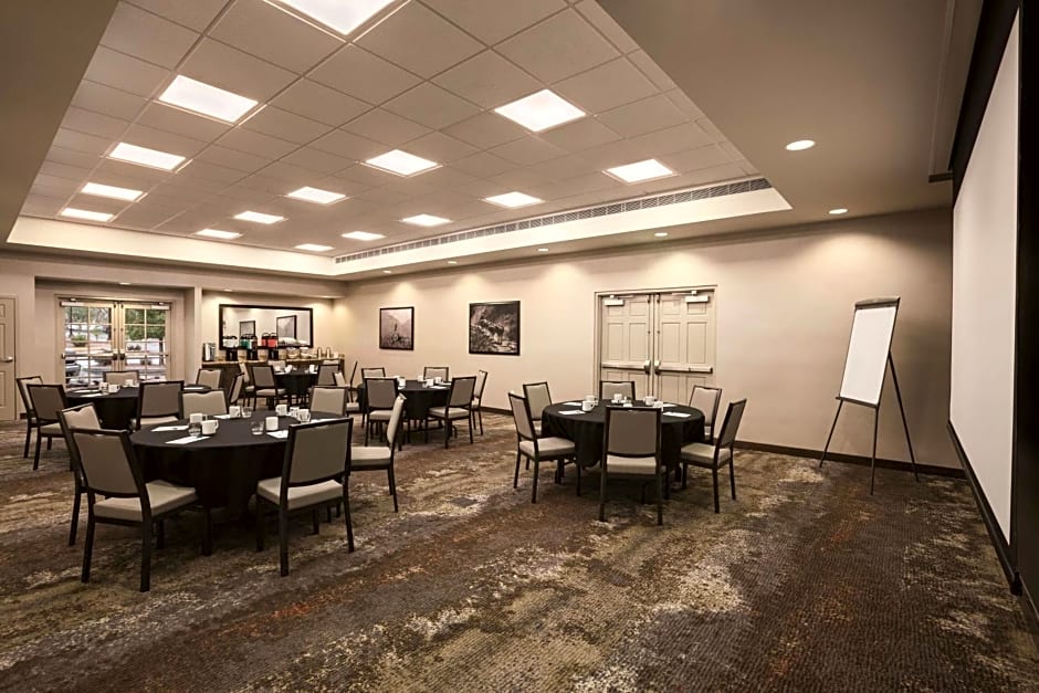 Homewood Suites By Hilton Tucson/St. Philip's Plaza University