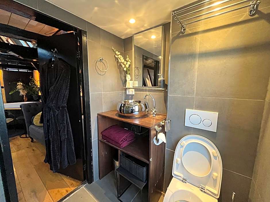 The Enlightened House Luxury Suites