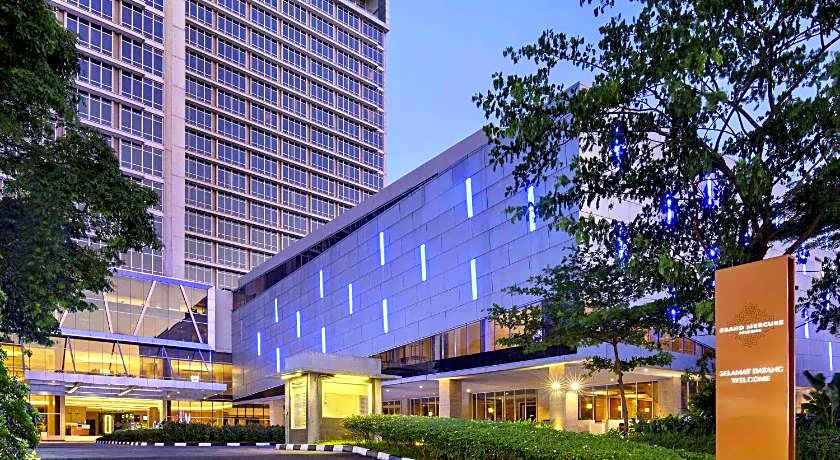 Grand Mercure Solo Baru