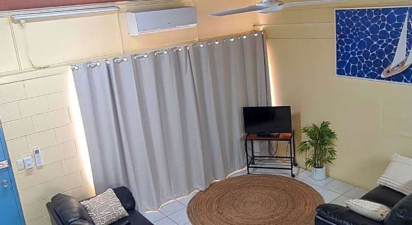 Emthree Seaside Apartments