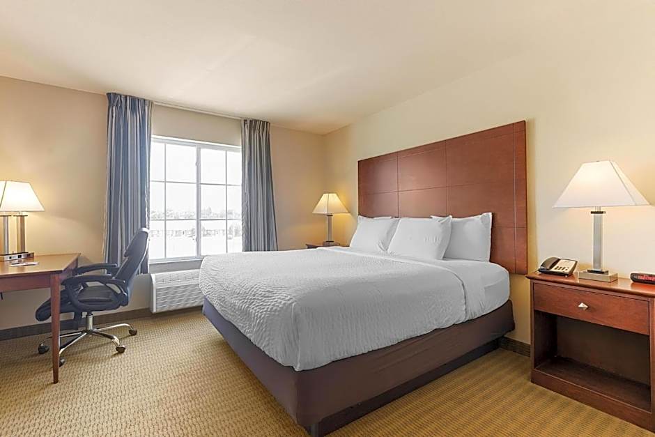 Cobblestone Hotel & Suites - Knoxville