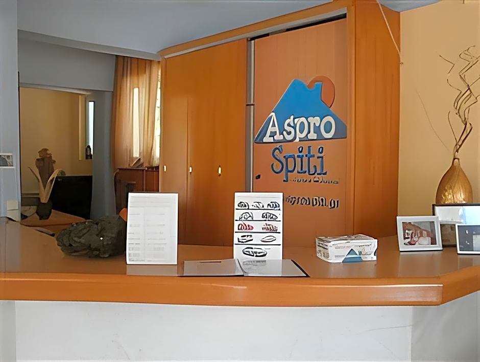 Aspro Spiti Hotel