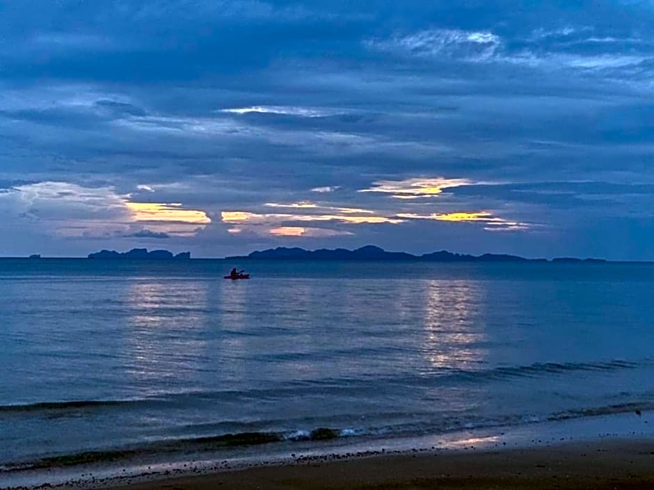 Sunset Beach Bungalow Koh Pu