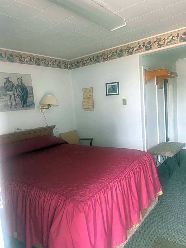 Royals Inn Motel