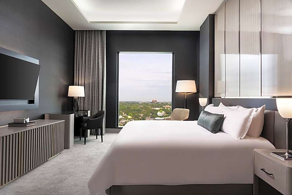 Loews Arlington Hotel