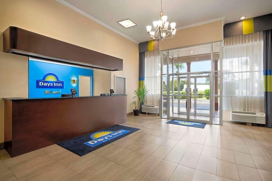 Days Inn by Wyndham Hardeeville/ I-95 State Line