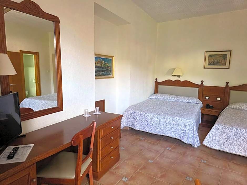Hotel Monopol