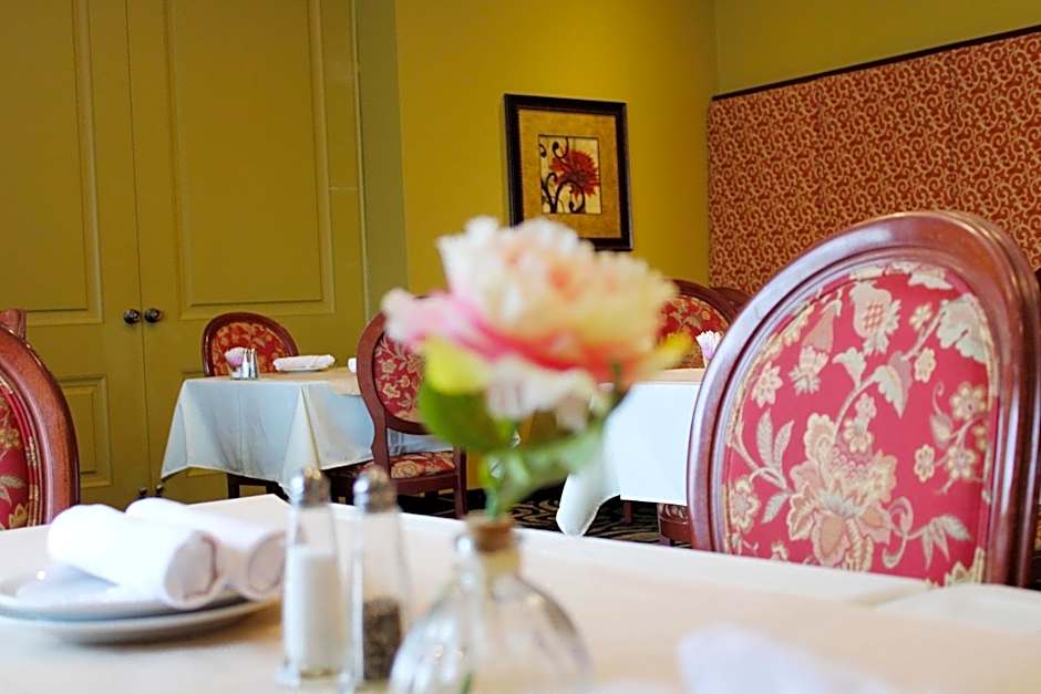 Monte Carlo Inn & Suites Downtown Markham