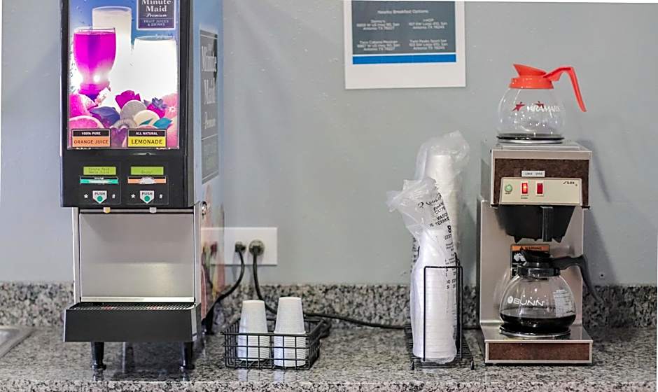 Rodeway Inn San Antonio Lackland AFB - SeaWorld