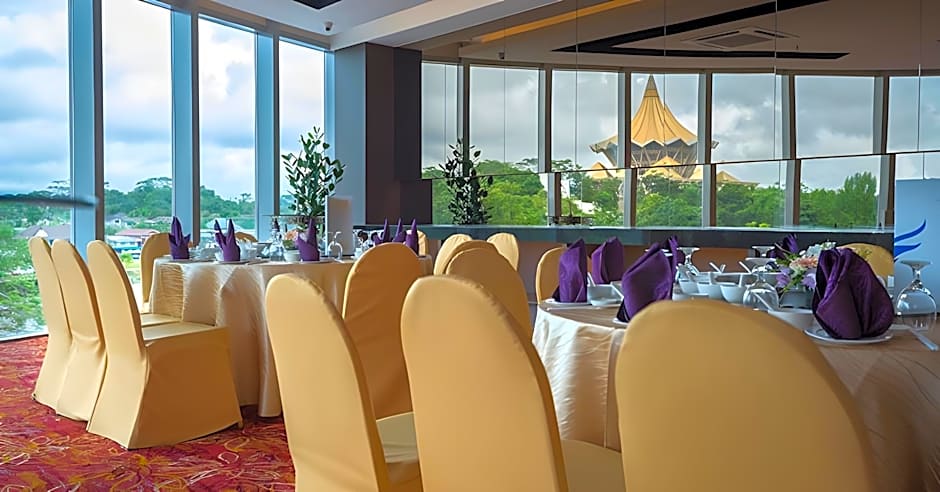 Puteri Wing - Riverside Majestic Hotel
