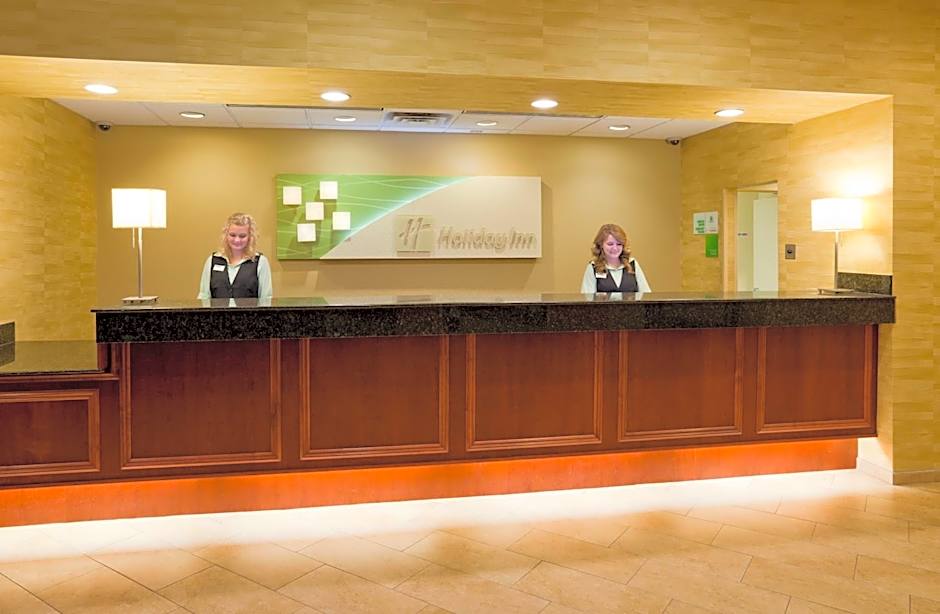 DoubleTree by Hilton Austin, MN