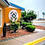 The Classic Desert Aire Hotel