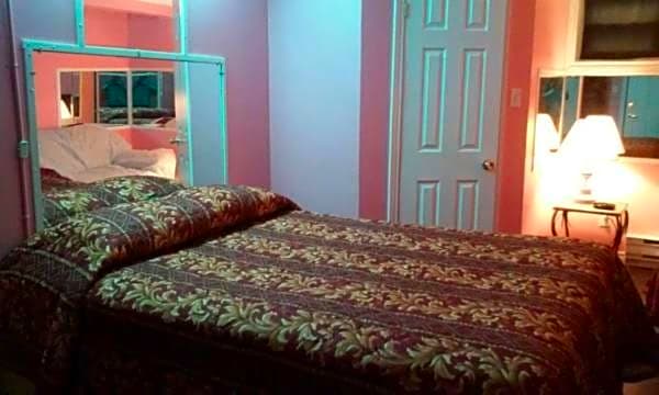 Leisure Motel