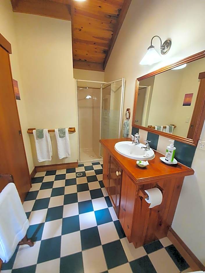 Tamborine Mountain Bed & Breakfast