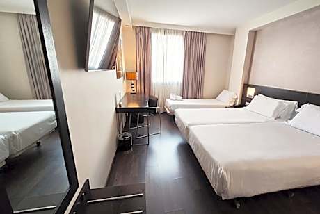 Twin Room with Extra Bed