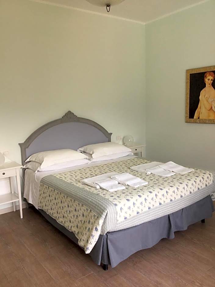 B&B Cherry En Rose
