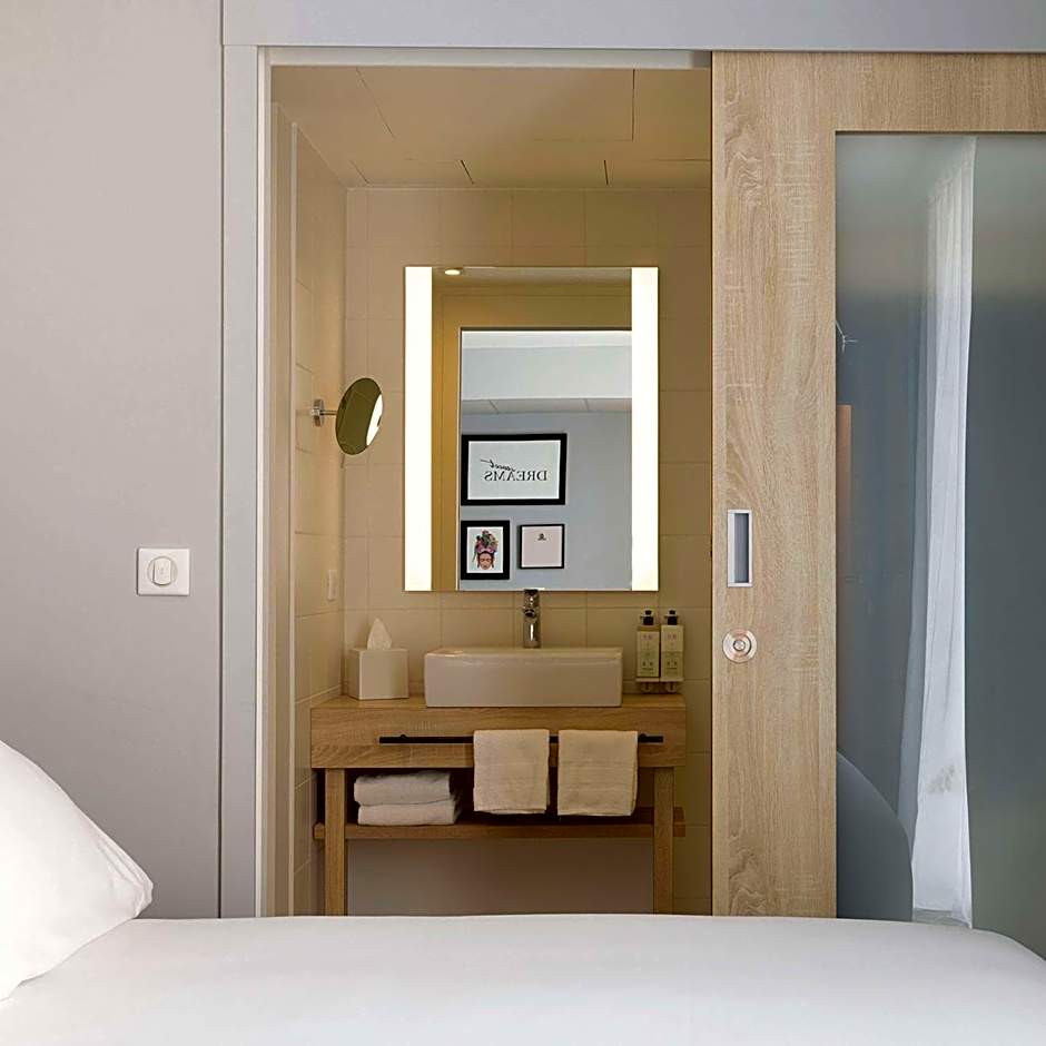 Hampton by Hilton Tours Centre