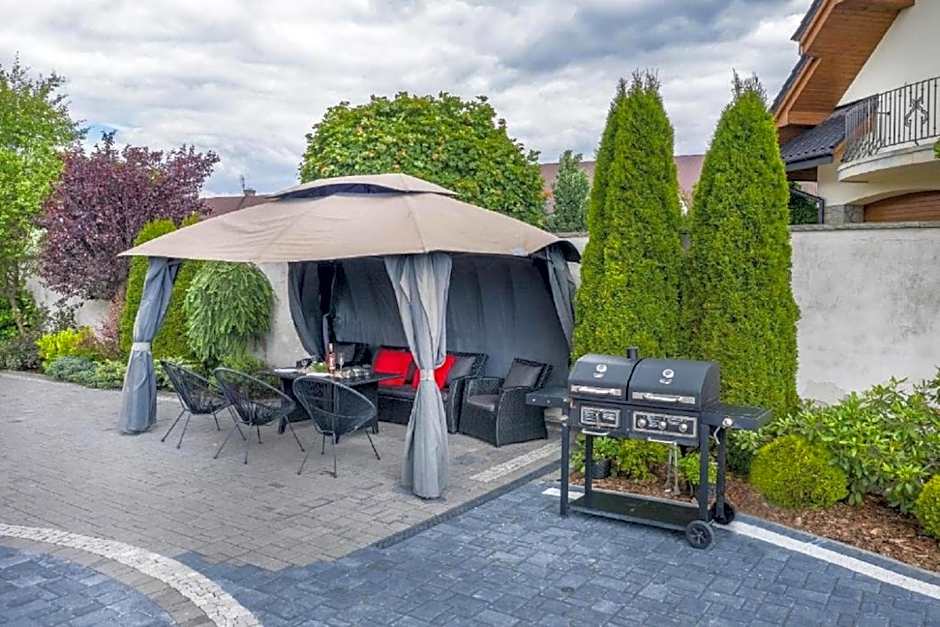 Willa Biały Jeleń Jacuzzi & Sauna