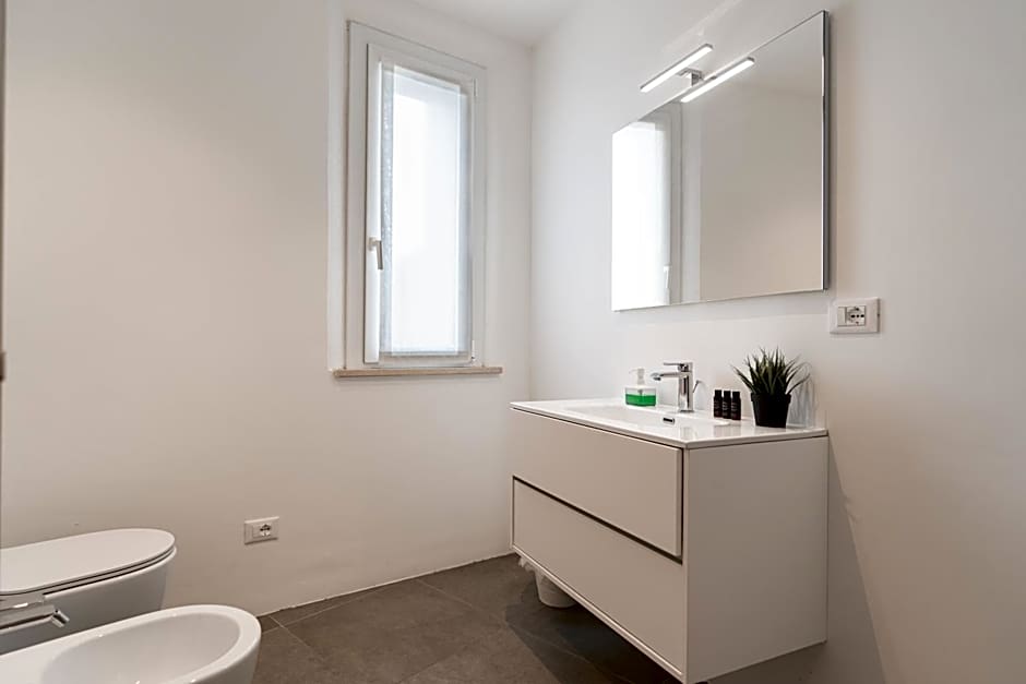 Amare Suite & Apartments