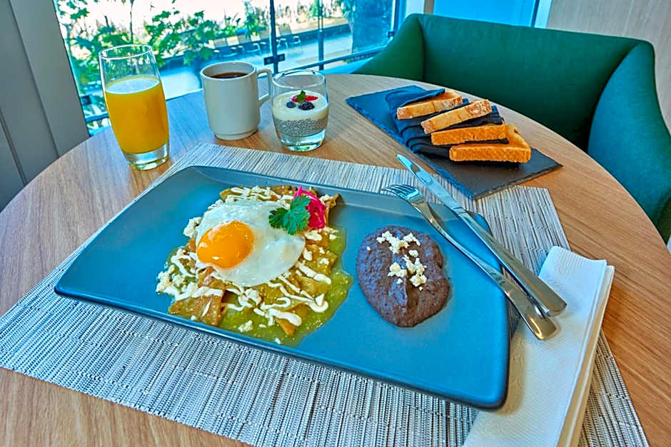City Express Plus by Marriott Guadalajara Providencia