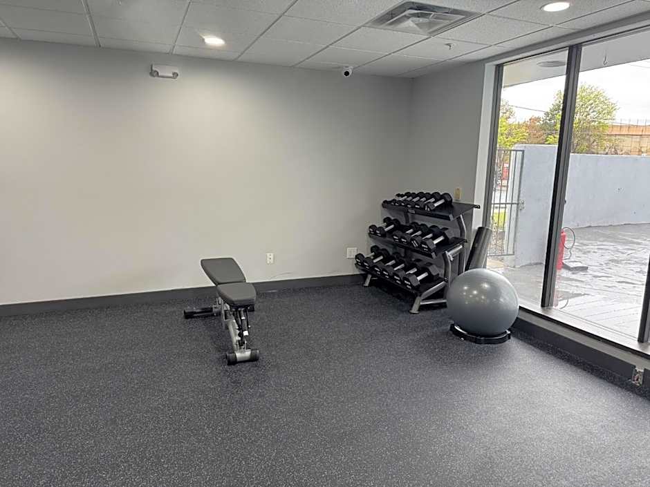 Holiday Inn Express Denver Central - North