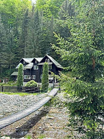 Cabana dintre Văi