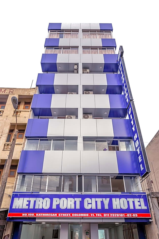 Metro Port City Hotel