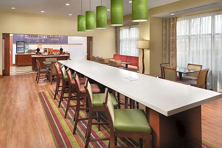 Hampton Inn By Hilton Kimball